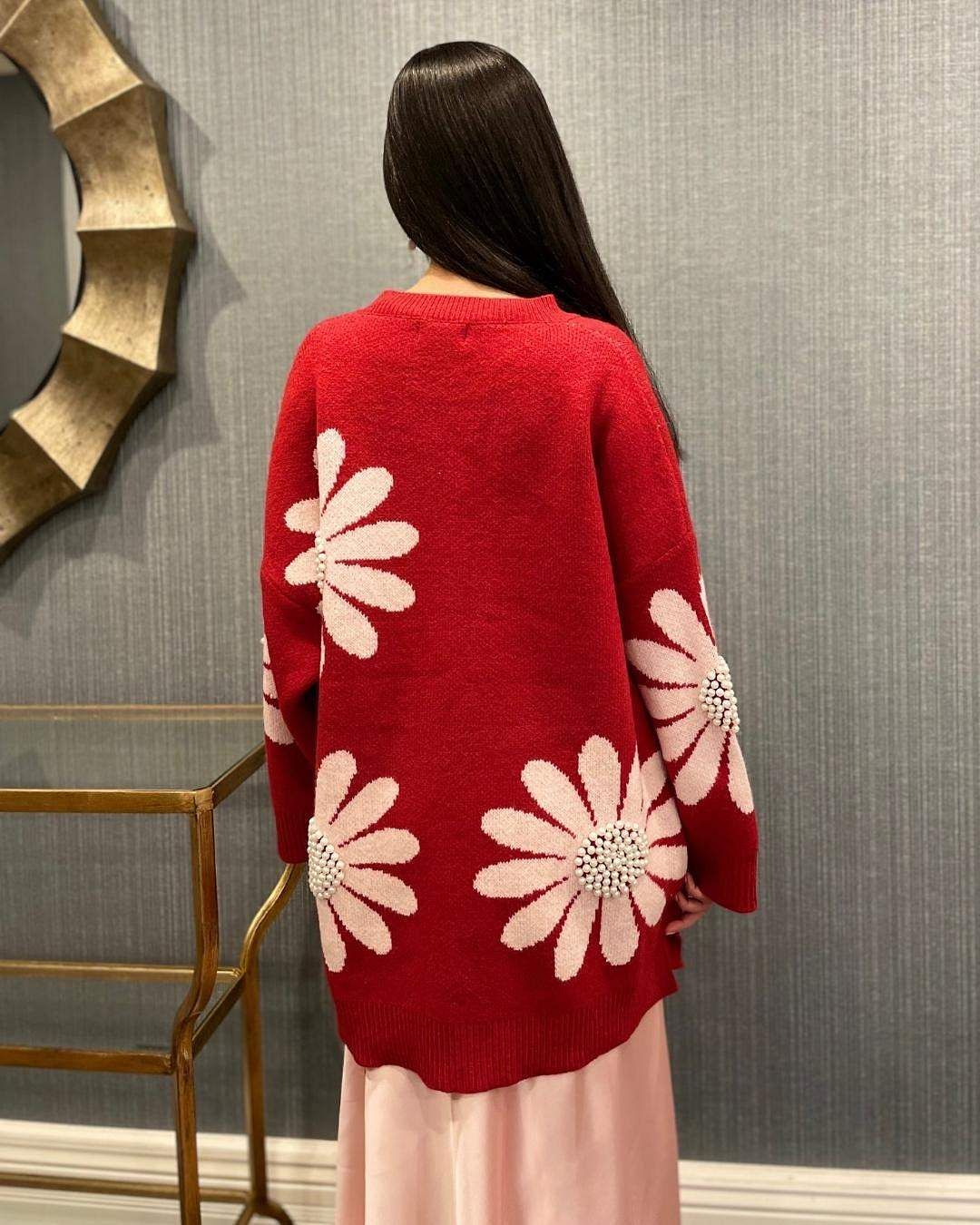 Going Rouge! Sweater - Ensemble–icious Apparels